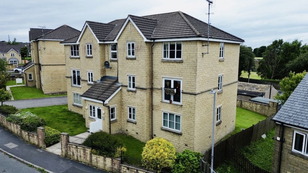 Property photo 1 of 12 8B56F438-1328-4A0C-Af58-C15669C8A052_1_105_c