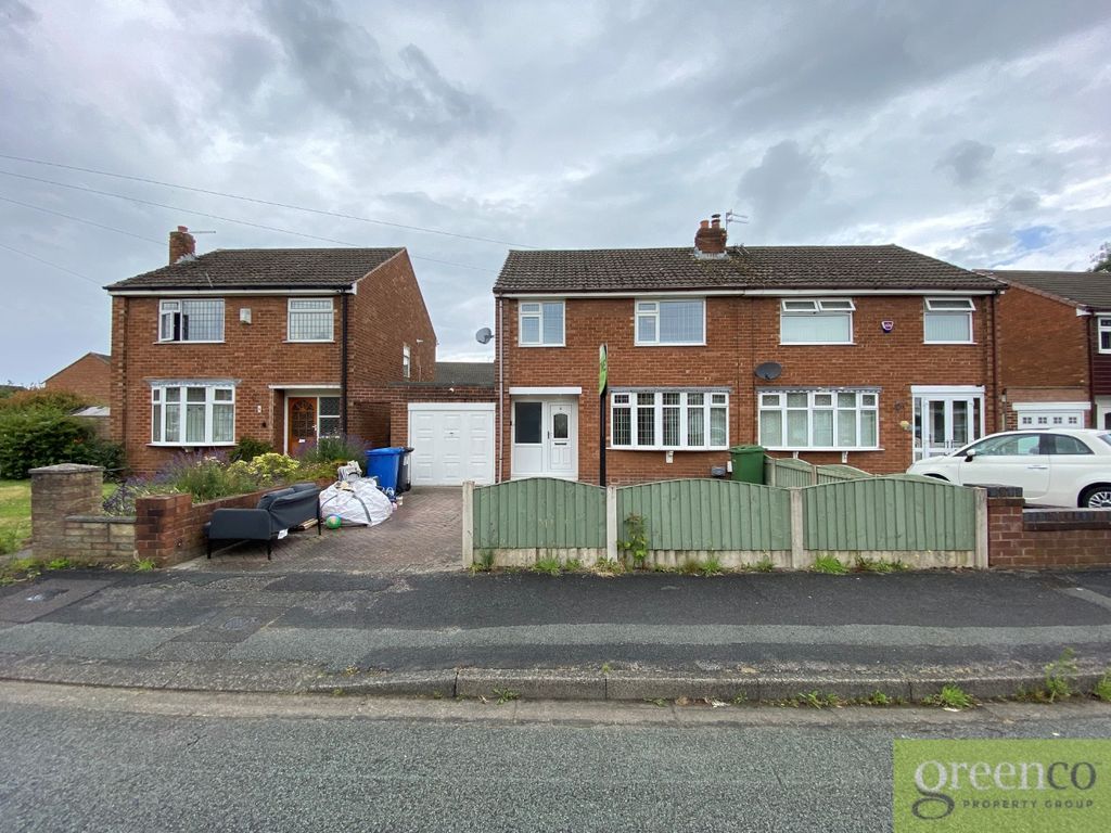 Property photo 2 of 36