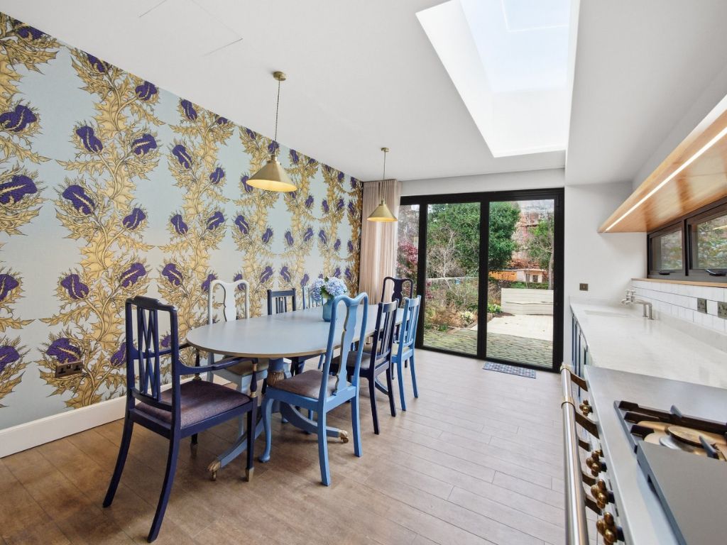 Property photo 3 of 31 Photo 3