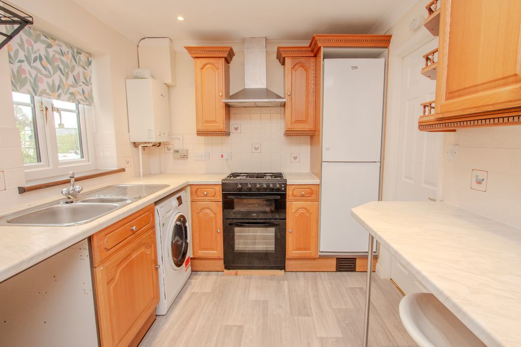 Property photo 3 of 7 Img_9540
