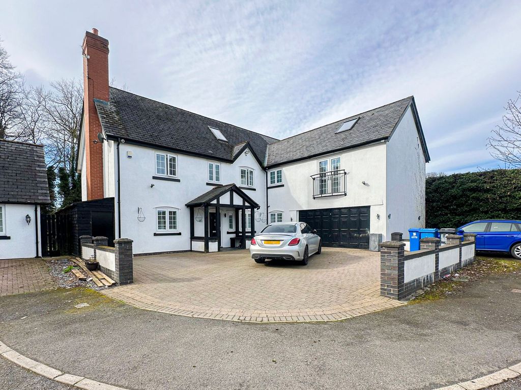 Property photo 1 of 20