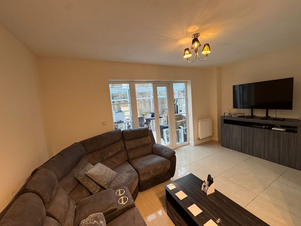 Property photo 3 of 14