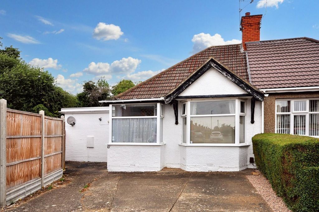 Property photo 1 of 11