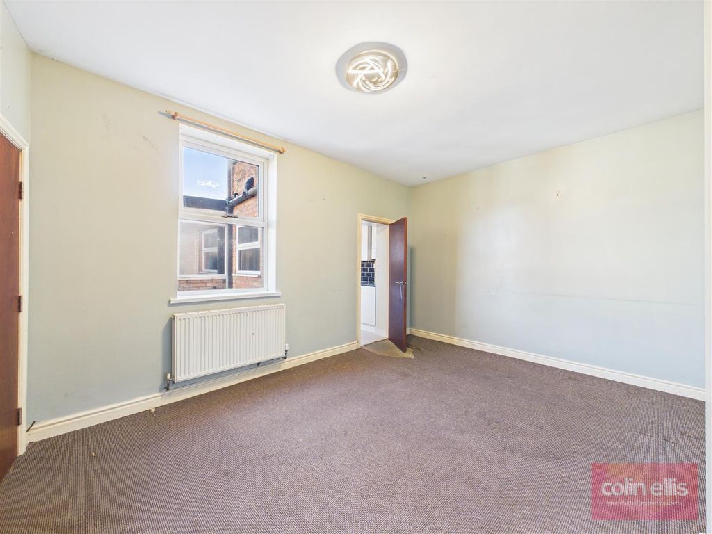 Property photo 3 of 11 Cam05075G0-Pr0301-Still002.Jpg