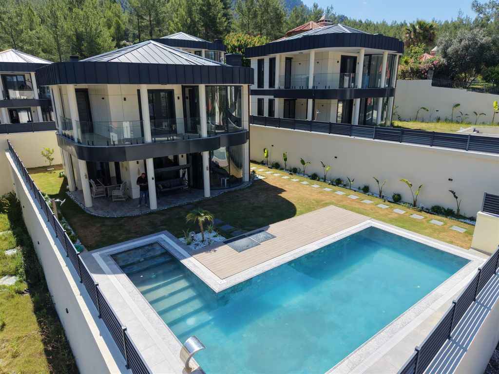 Property photo 1 of 14 Outstanding Dalaman Property For Sale - A Stylish Home With A Private Pool
