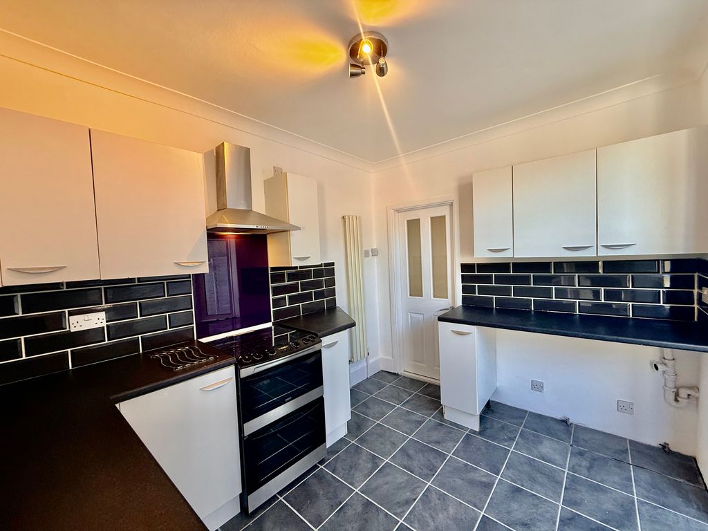 Property photo 1 of 16 Image
