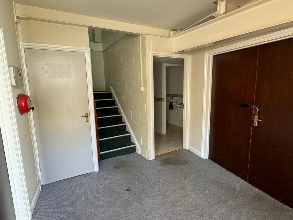 Property photo 3 of 17 Photo 20