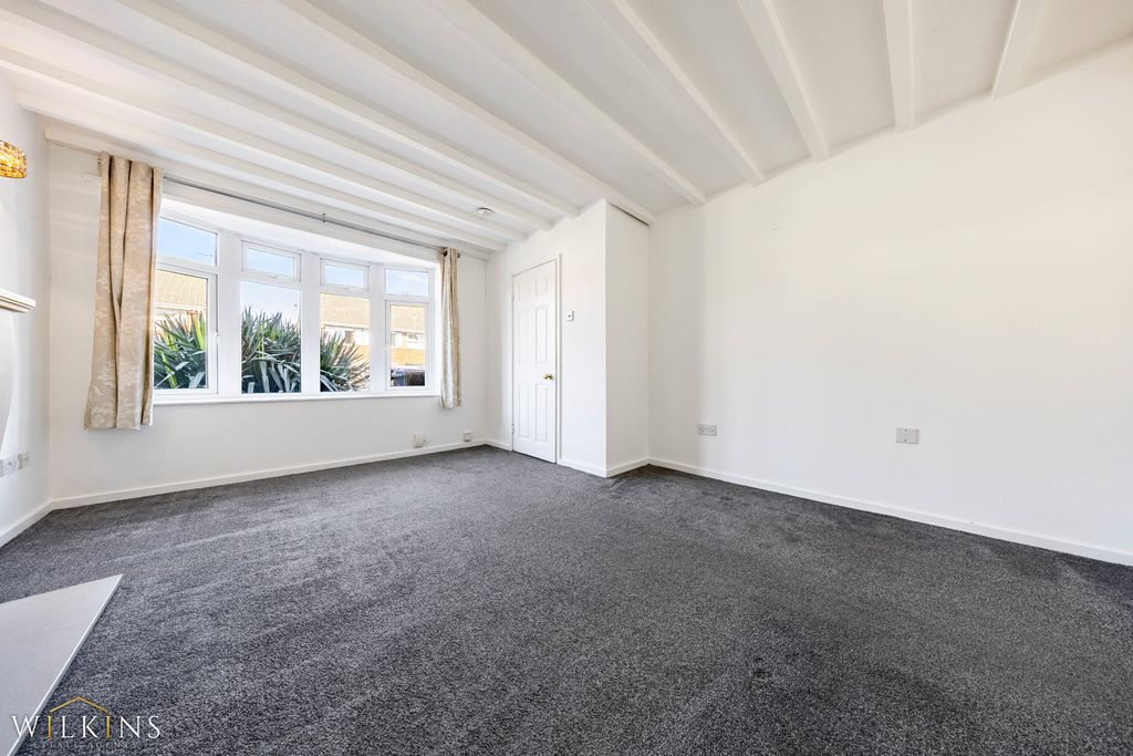 Property photo 3 of 26 Photograph