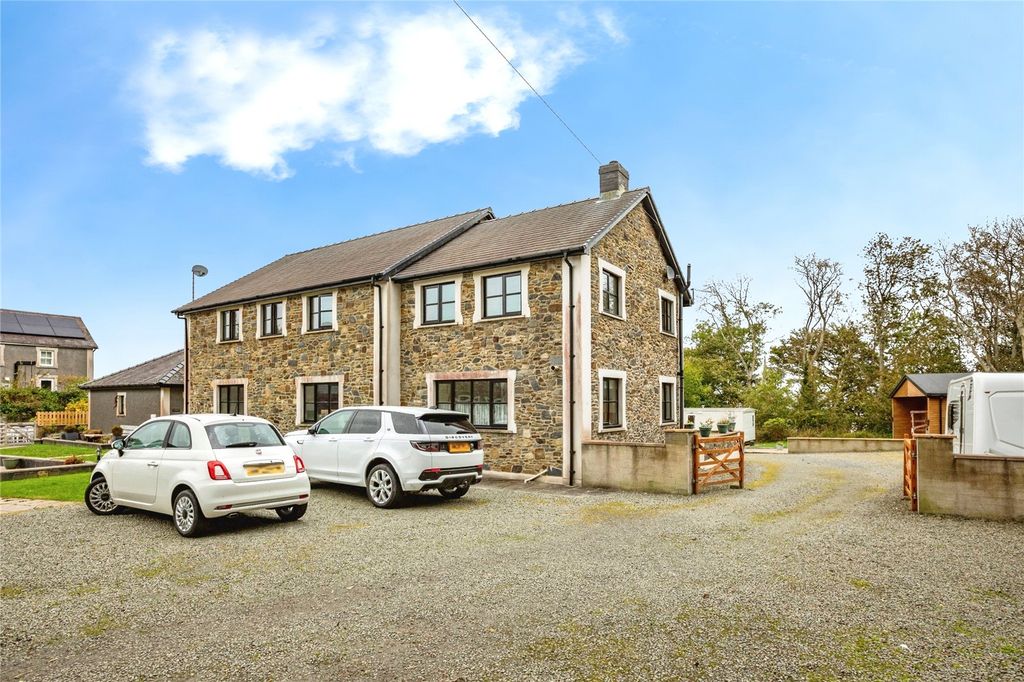 Property photo 2 of 53 Picture No. 33