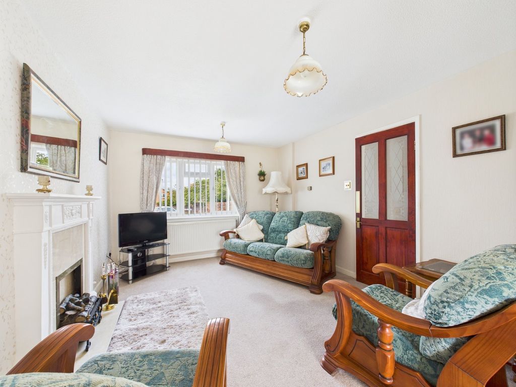 Property photo 2 of 17 Picture No. 02