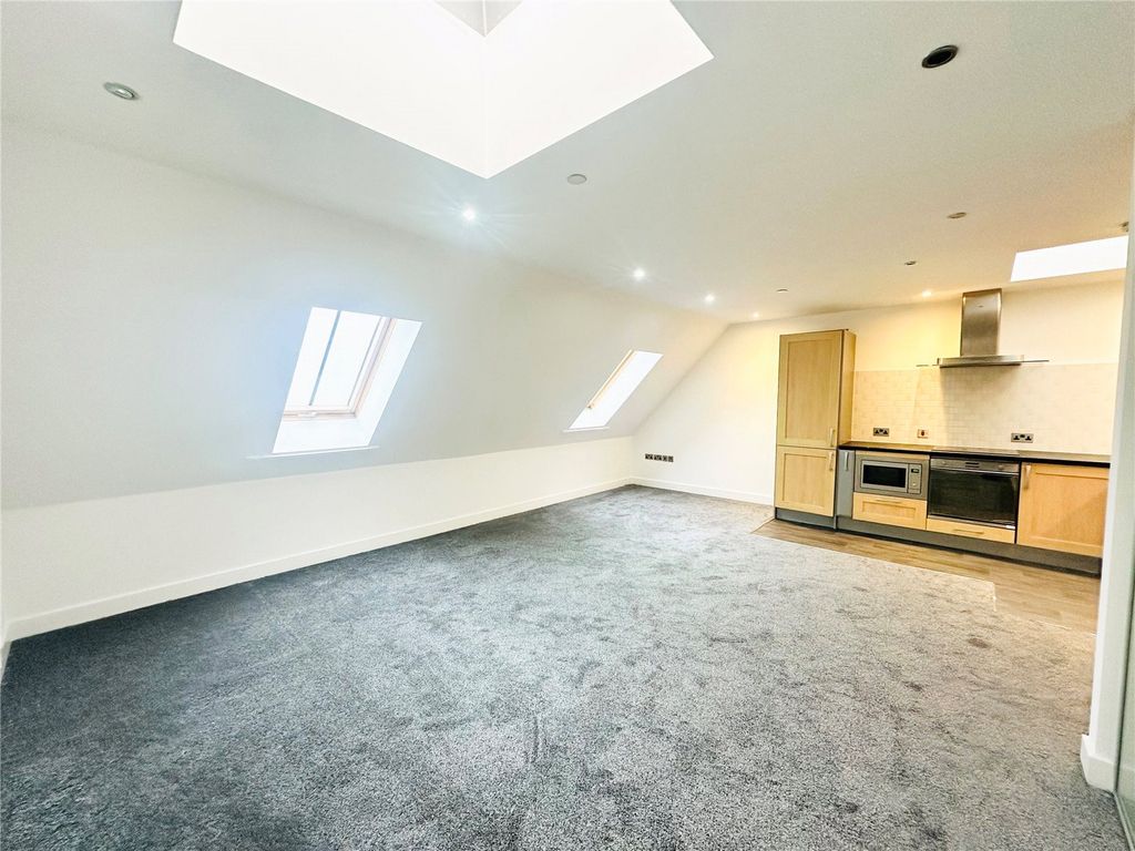Property photo 2 of 12 Picture No. 02