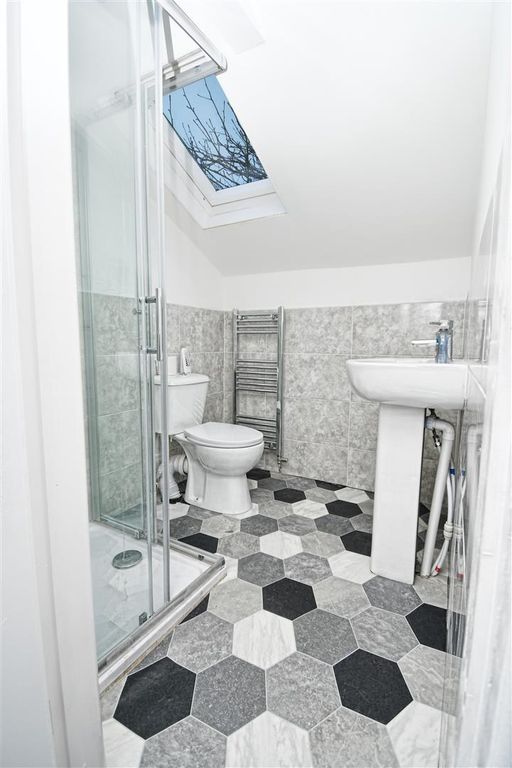 Property photo 2 of 6 Bathroom 3.Jpg