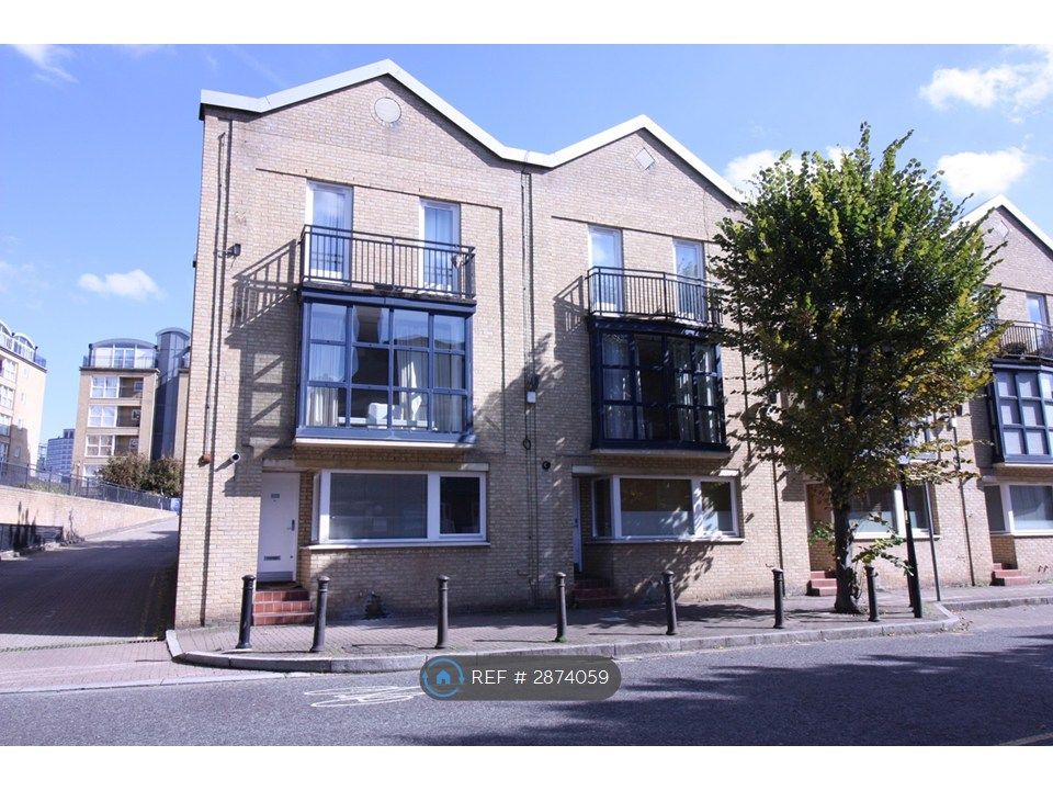 Property photo 1 of 11 Front Of The House