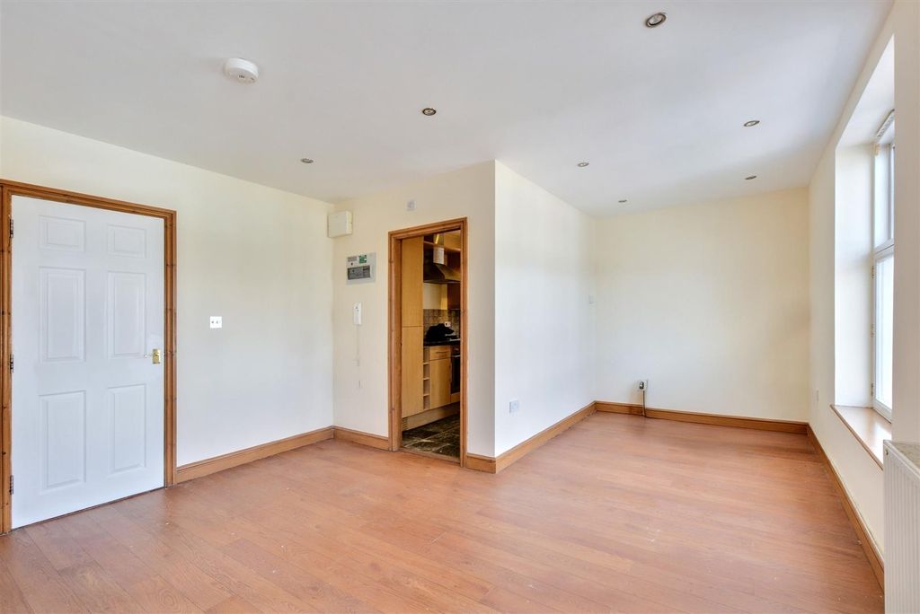 Property photo 3 of 8 3. Lounge_1.Jpg