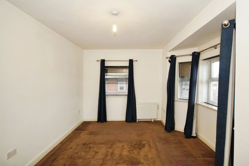 Property photo 3 of 17 Photography