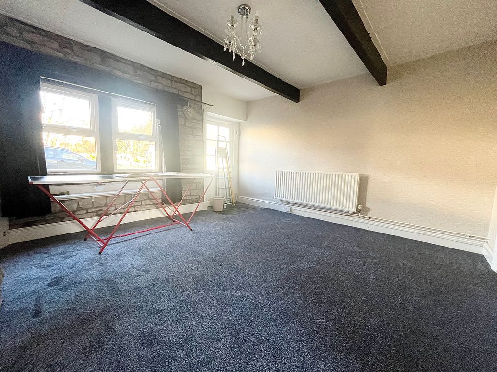 Property photo 3 of 9 Living Room