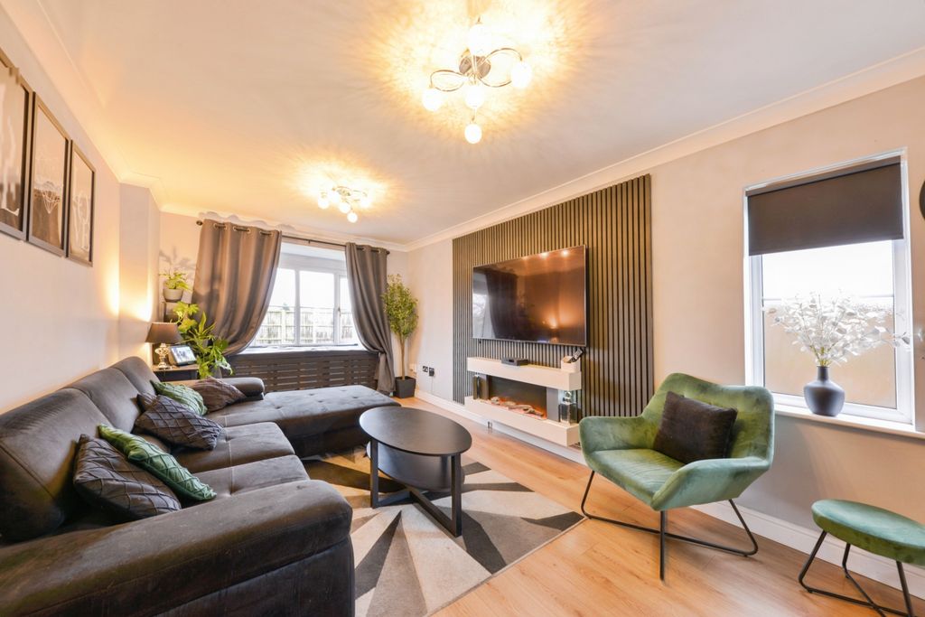 Property photo 2 of 20 Photo #2