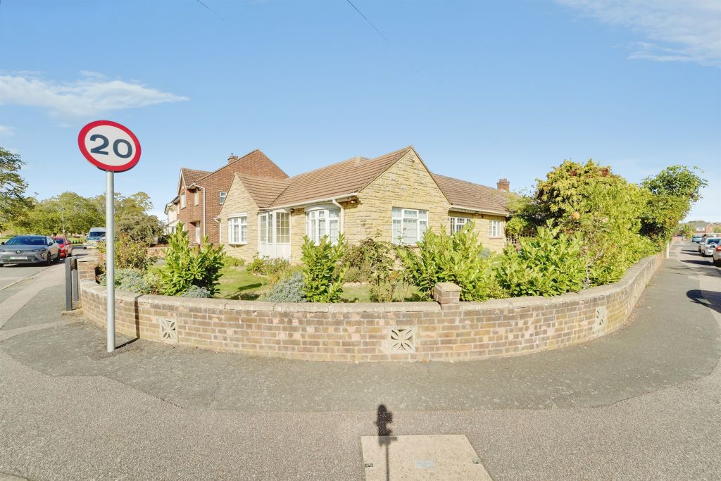 Property photo 1 of 20
