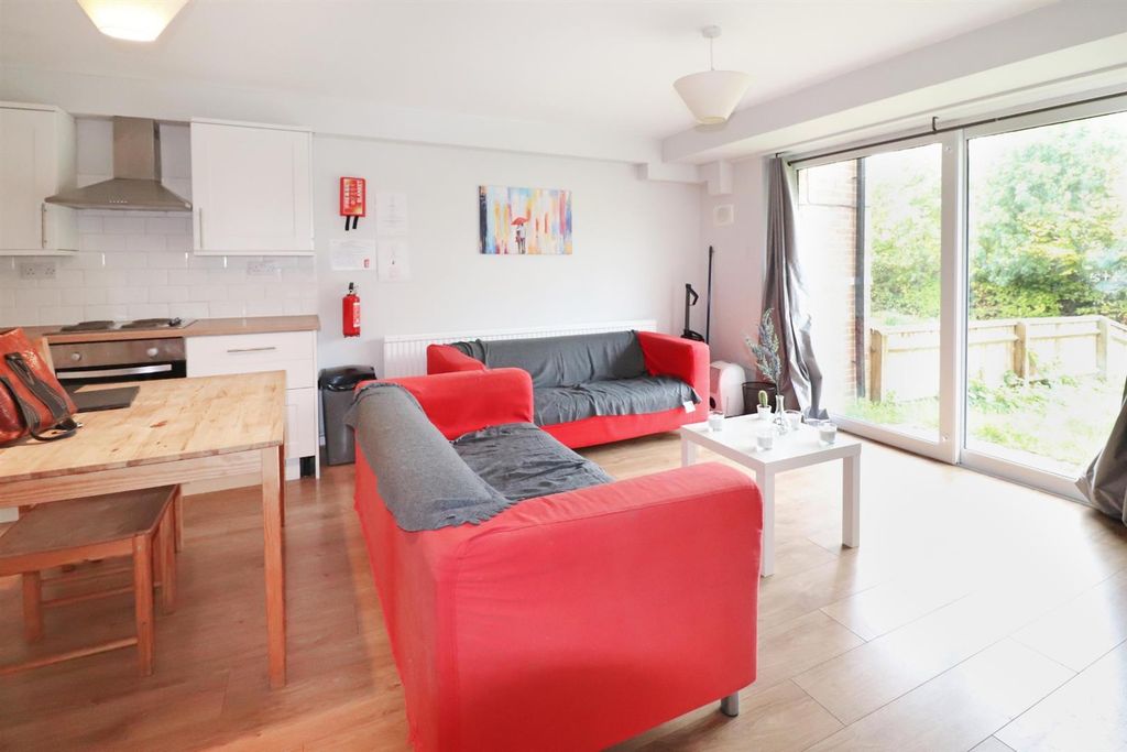 Property photo 3 of 8 2020341431440.Out To The Canal.Jpg