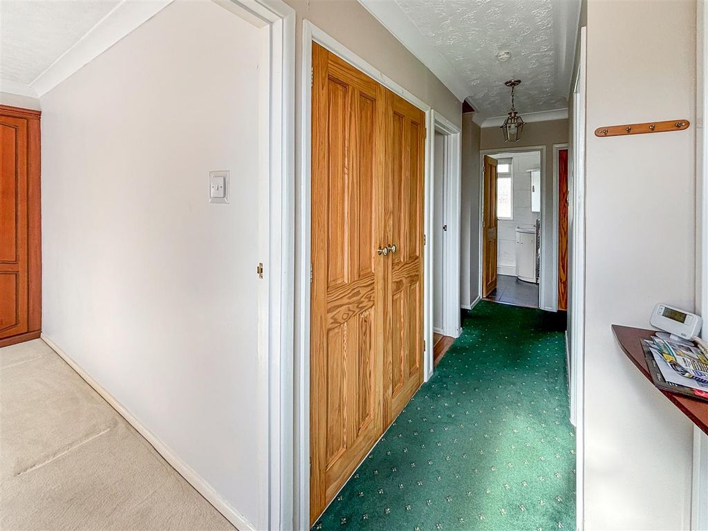 Additional image 4 of 3 bed detached bungalow for saleCarnsew Close, Mabe Burnthouse, Penryn TR10