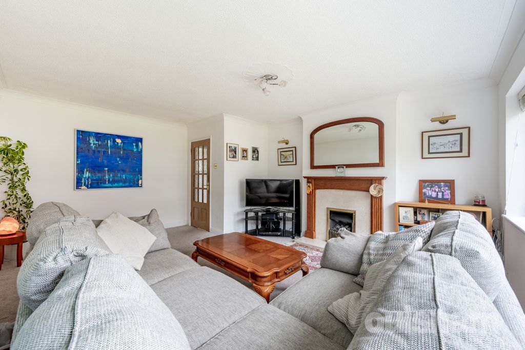 Property photo 2 of 18 Picture No. 04