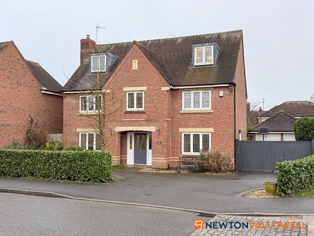 Property photo 1 of 29