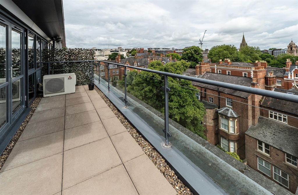 Property photo 2 of 28 46-111 Ropewalk 011