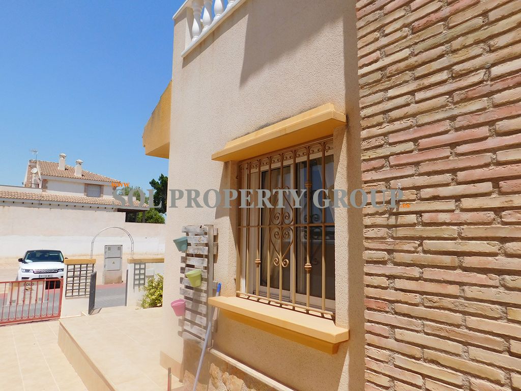 Property photo 3 of 32