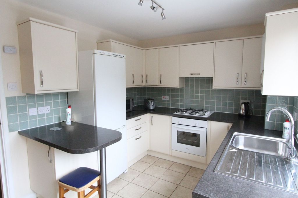 Property photo 2 of 14