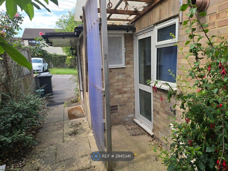 Property photo 3 of 3 Side Door