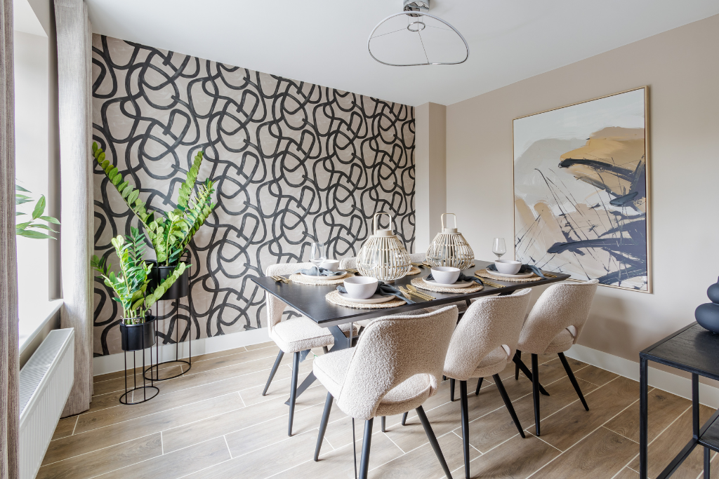 Property photo 3 of 22 Dining Room