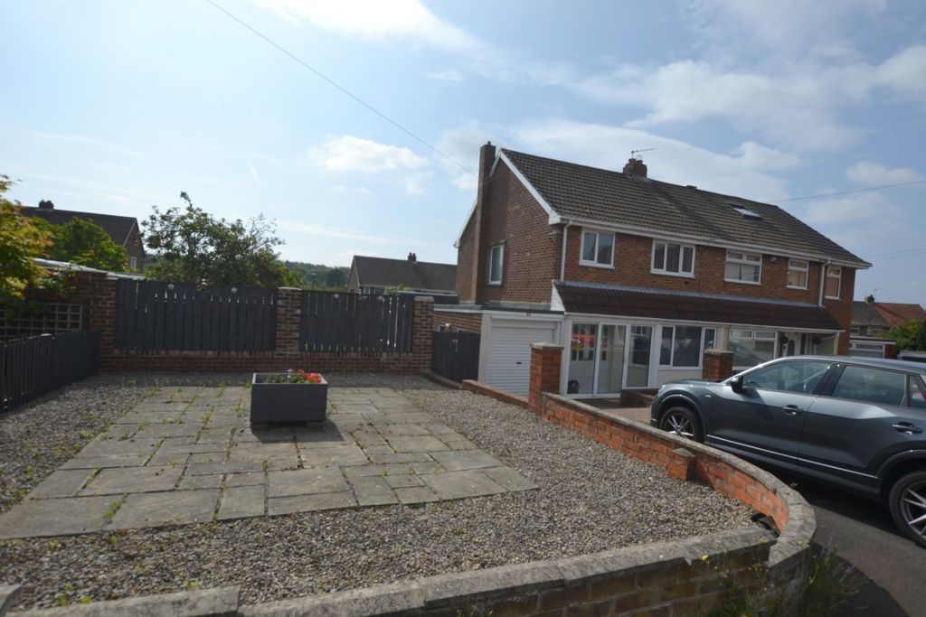 Property photo 1 of 33