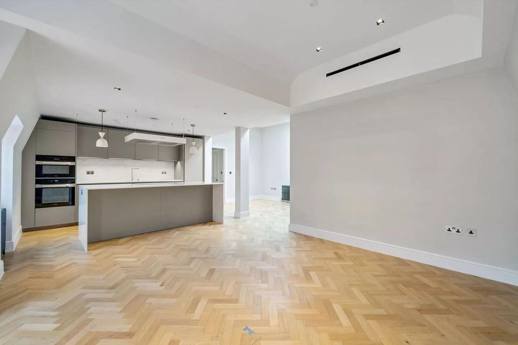 Property photo 3 of 11 Untitled Design (9).Jpg