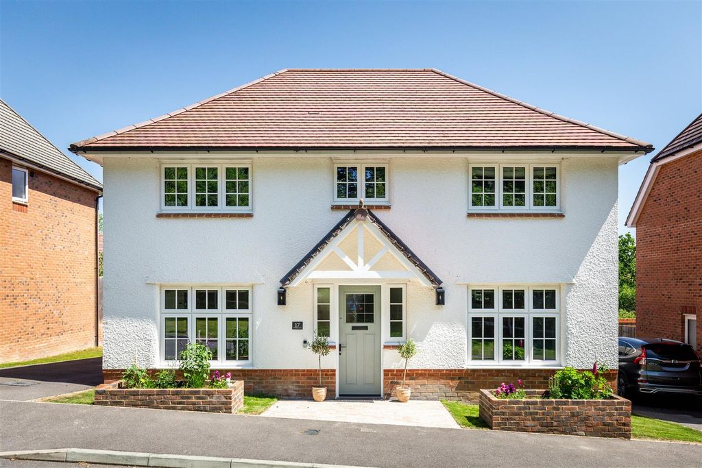 Property photo 1 of 20 17 Norris Lane-32.Jpg