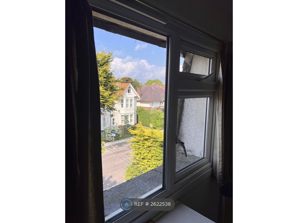 Property photo 3 of 5