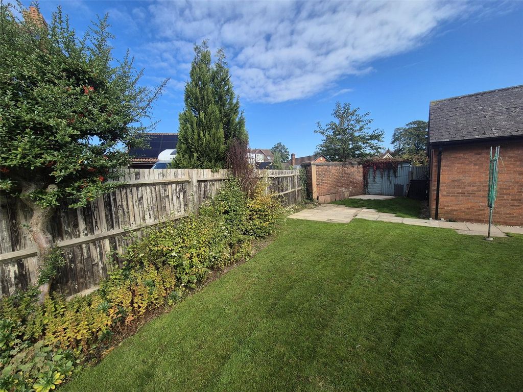 Property photo 3 of 14 Picture No. 16