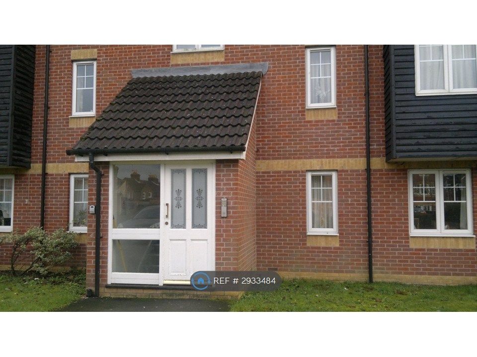 Property photo 1 of 11 Entrance