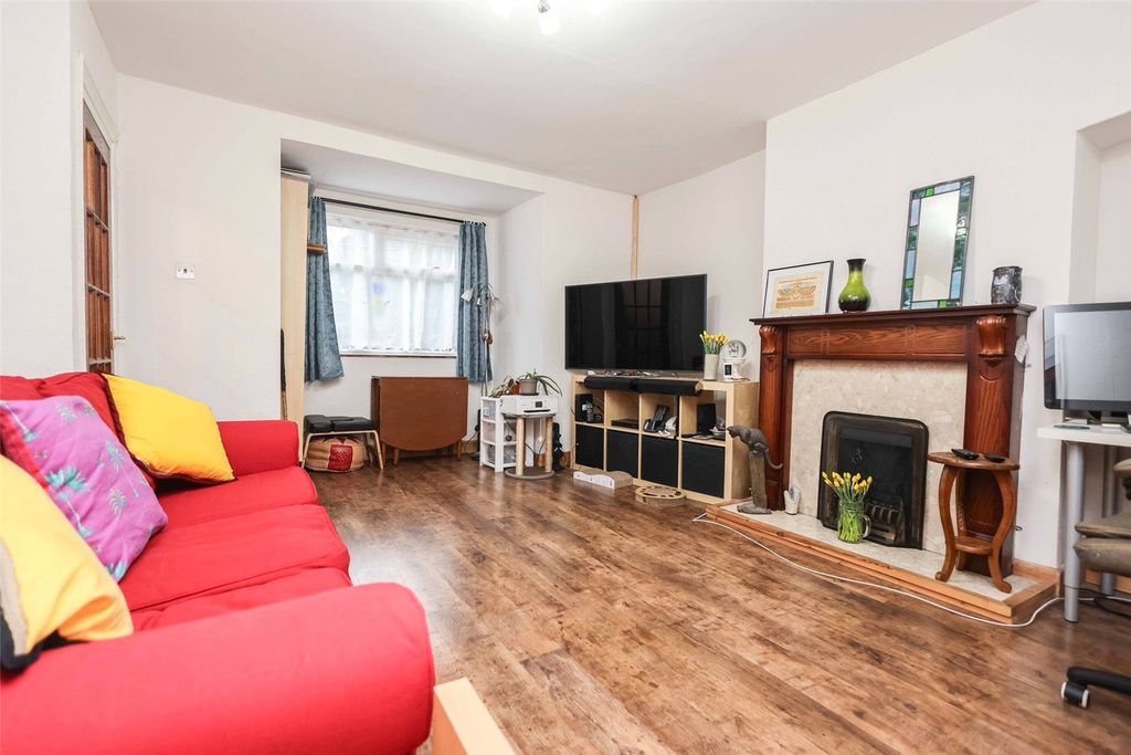 Property photo 3 of 14 Picture No. 21