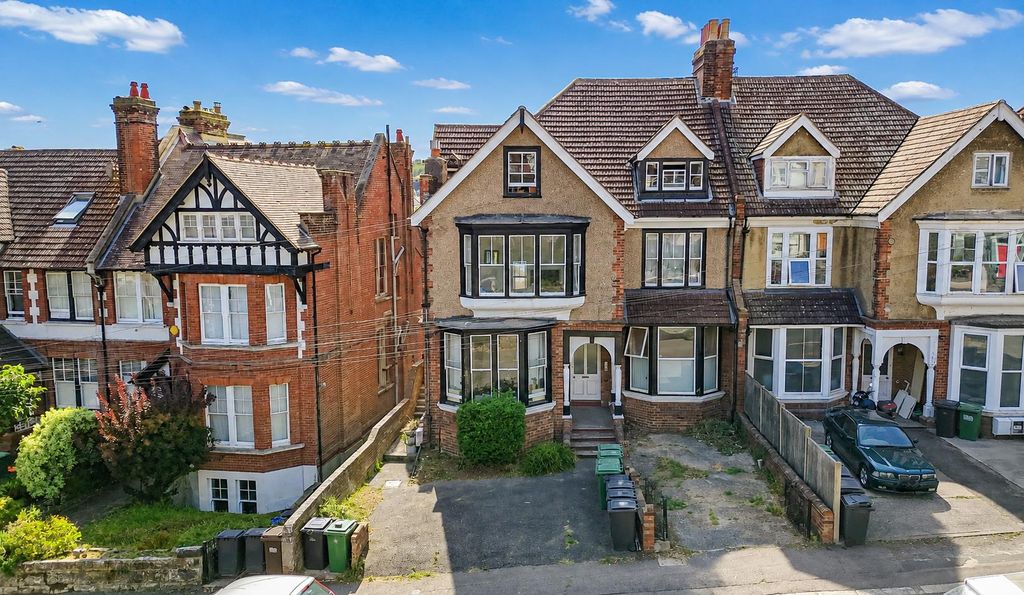Property photo 1 of 18 71d4898d-A242-4921-88c4-A2Ae9Fad2Bd6.Png