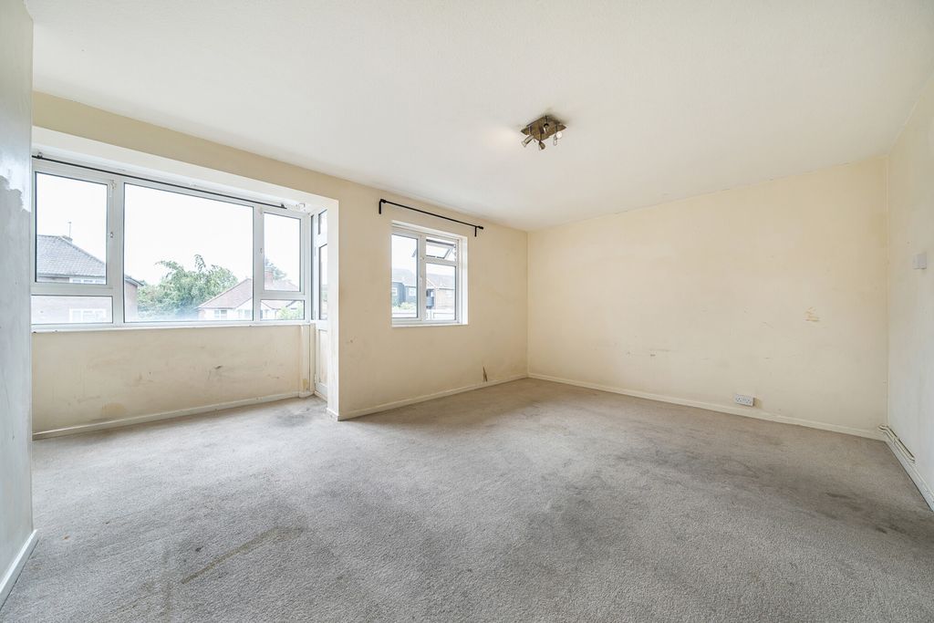 Property photo 2 of 19 1330163-10-6888E1...