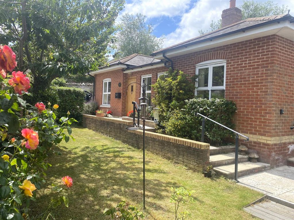 Property photo 1 of 23 4217 Newwindowcard.Jpeg