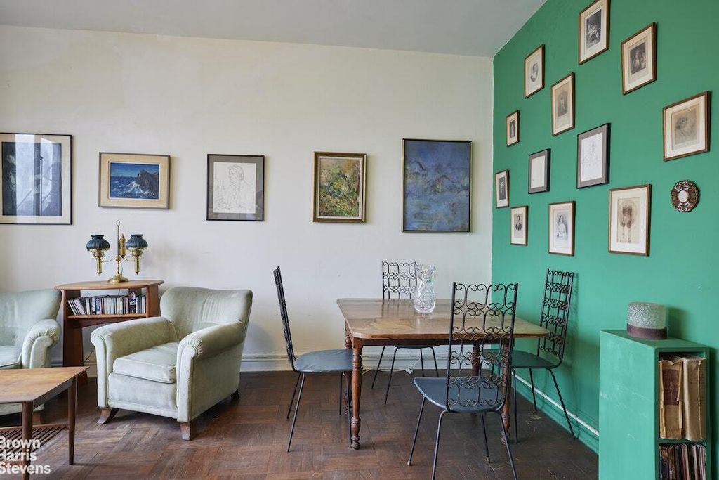 Property photo 2 of 8 <Alttext/>