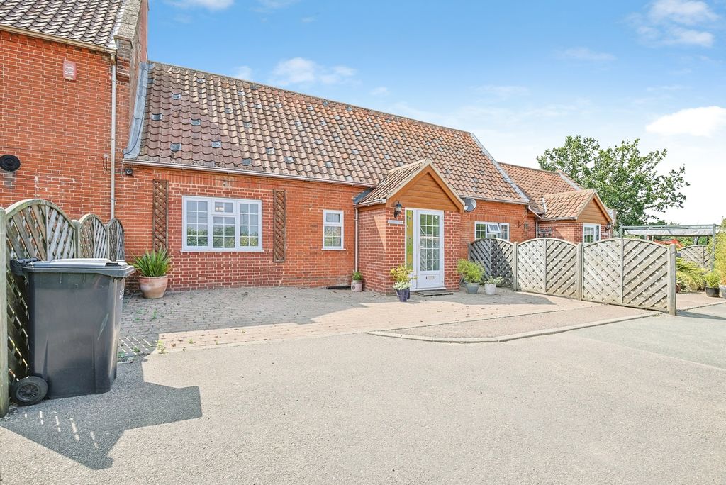 Property photo 1 of 15 Pbox-Img.Jpg