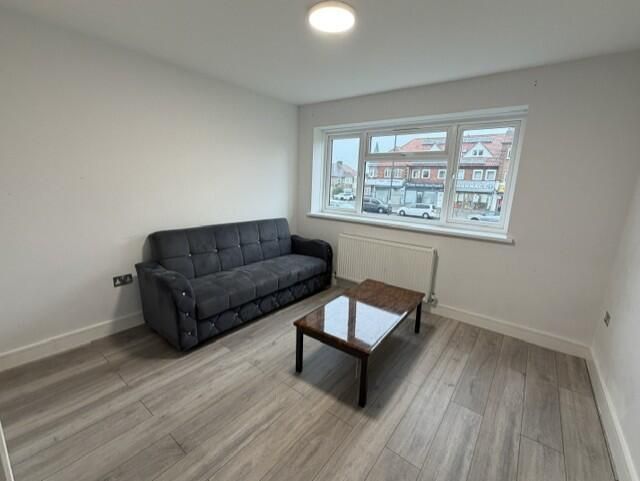 Property photo 1 of 8 Living Room