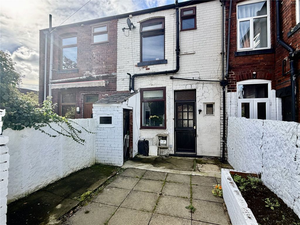 Property photo 2 of 16 Picture No. 02