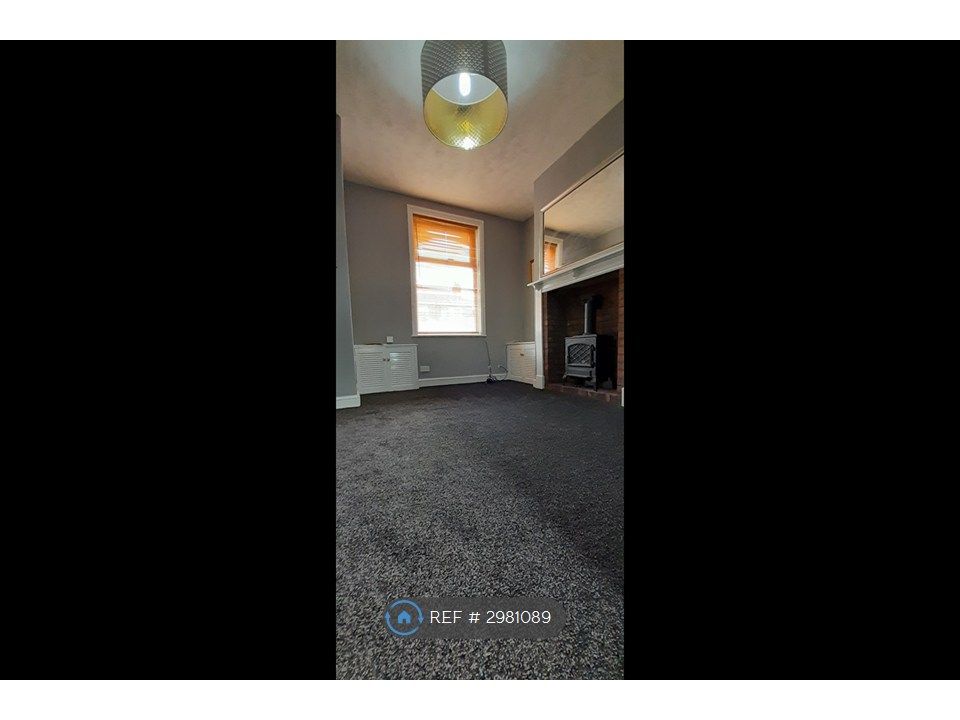 Property photo 2 of 8 Seating Room