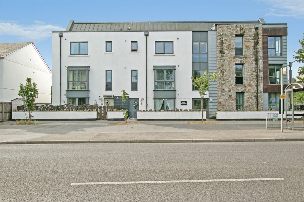 Property photo 1 of 12 Pbox-Img.Jpg