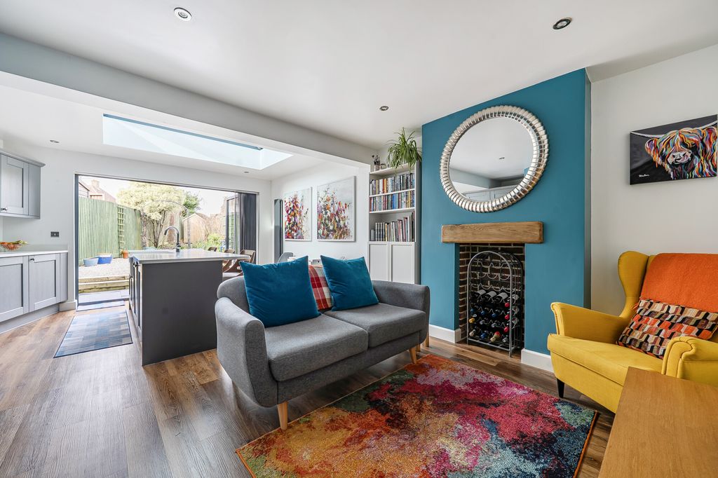 Property photo 3 of 13