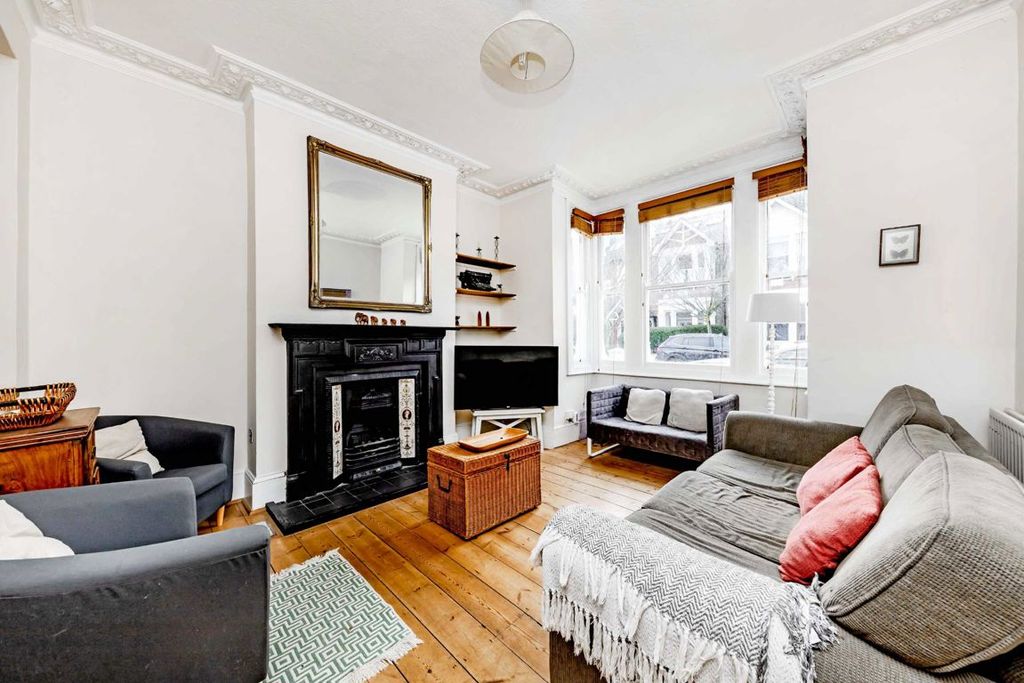 Property photo 2 of 7