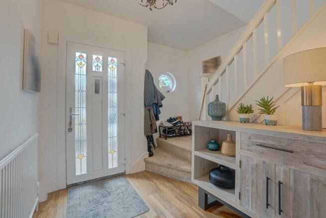 Property photo 2 of 16 Picture No. 21